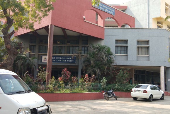 Pandit Deendayal Updadhyay Medical College - PDU